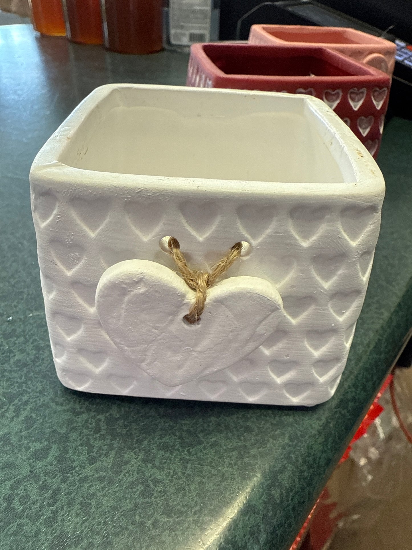 2.5" Ceramic Box with Hearts