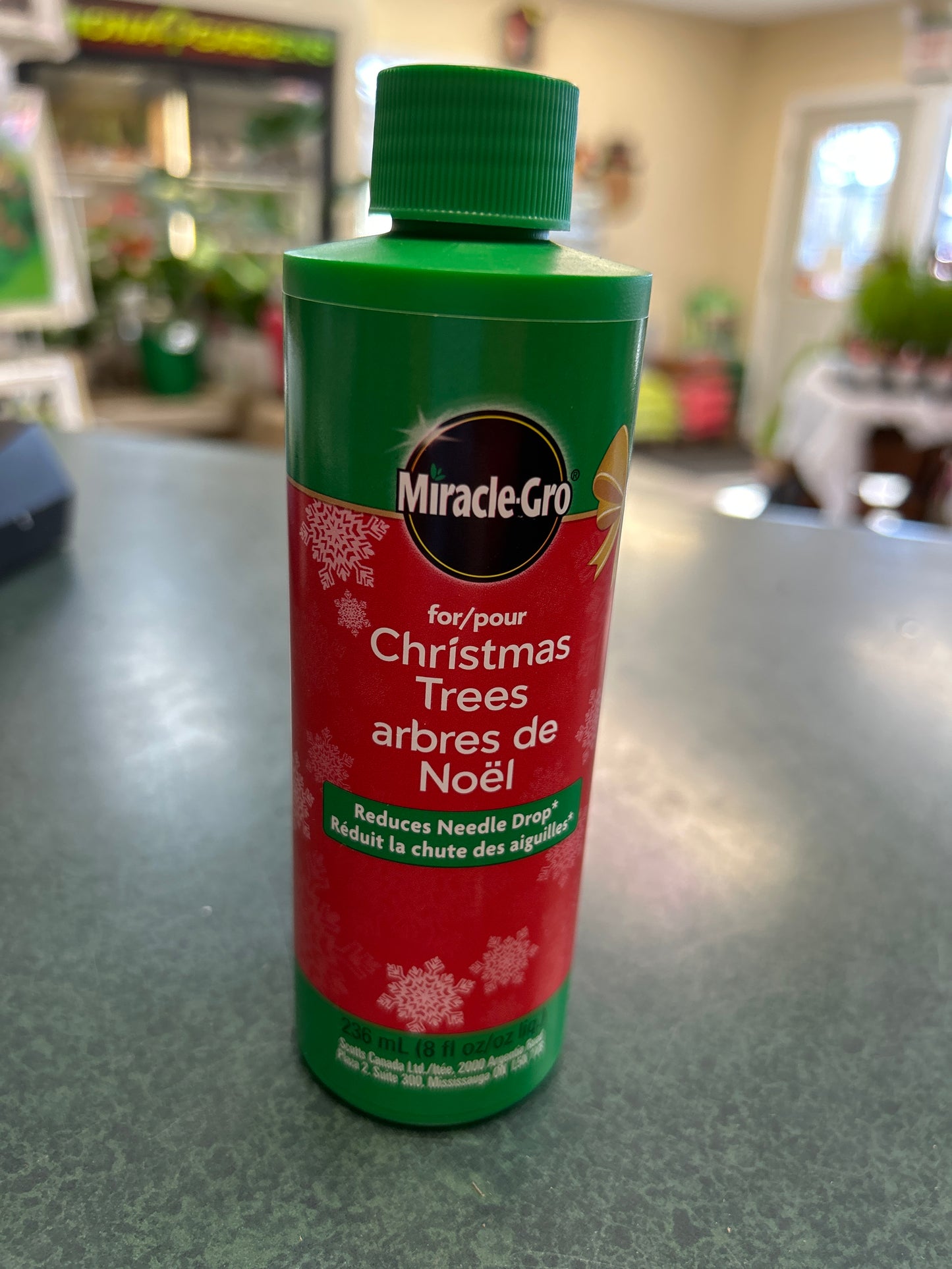 Miracle-Grow Christmas Tree Preservative